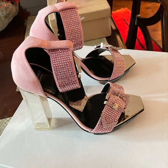 VERSACE pink crystal embellished plexi platform sandals - Picture 4 of 9